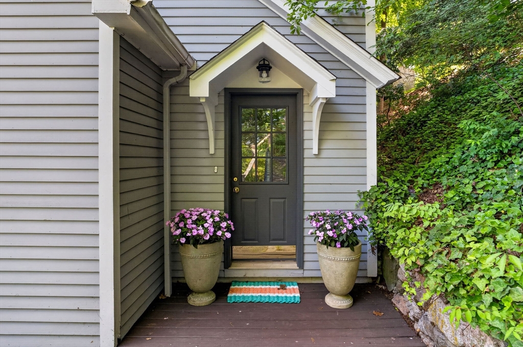 30 R Morses Pond Road Wellesley, MA 01760 - Photo 3 of 23