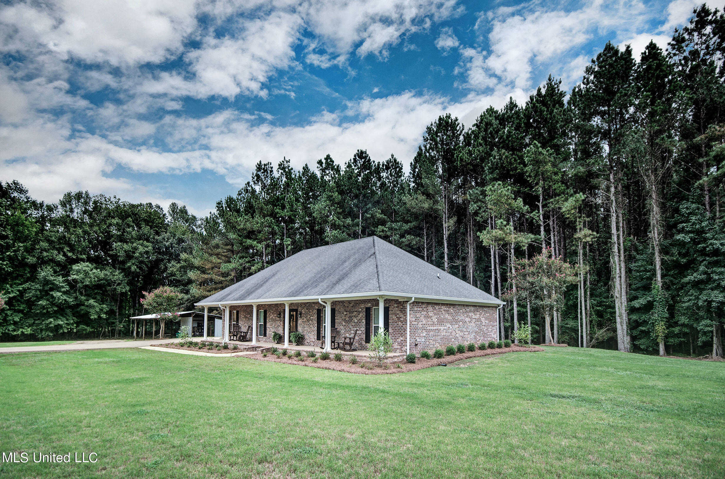 1350 Kay Broadwater Road Utica, MS 39175 - Photo 4 of 40 IMGP1432_3_4