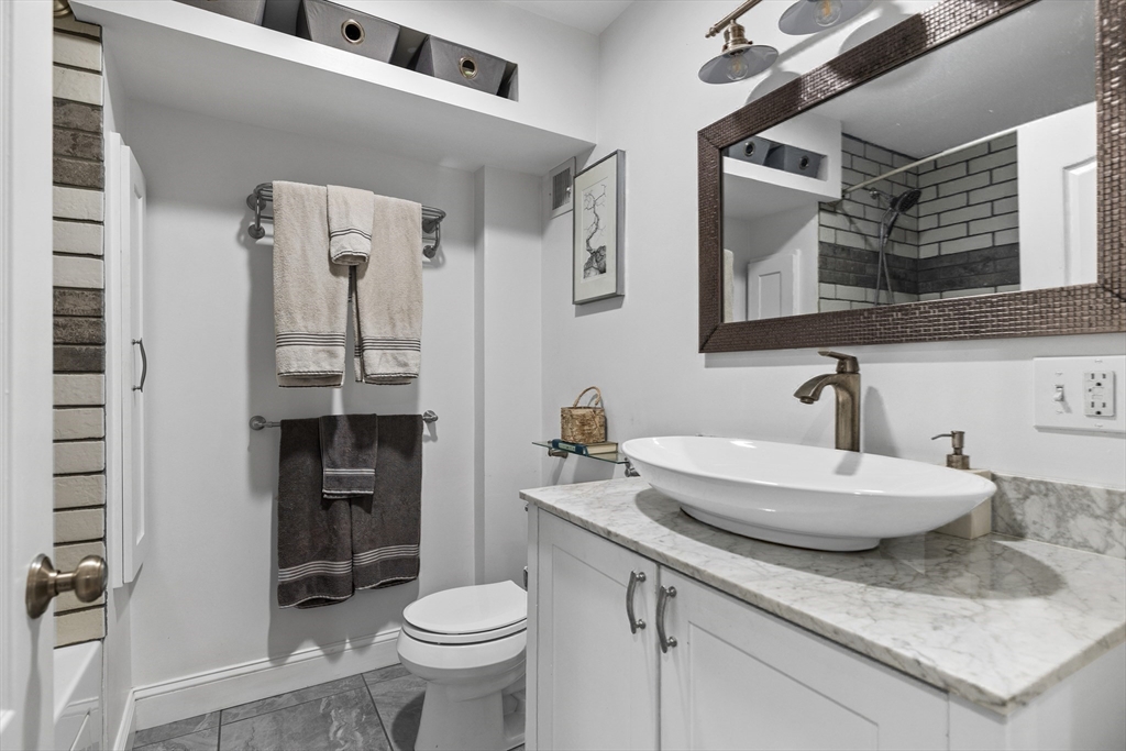 754 East 4th Street, Unit 1 Boston, MA 02127 - Photo 14 of 26