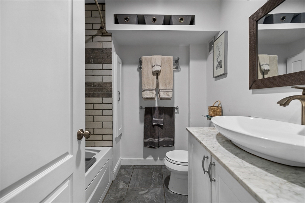 754 East 4th Street, Unit 1 Boston, MA 02127 - Photo 15 of 26