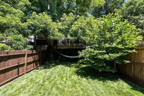 $3,400 | 754 East 4th Street, Unit 1, Boston, MA 02127