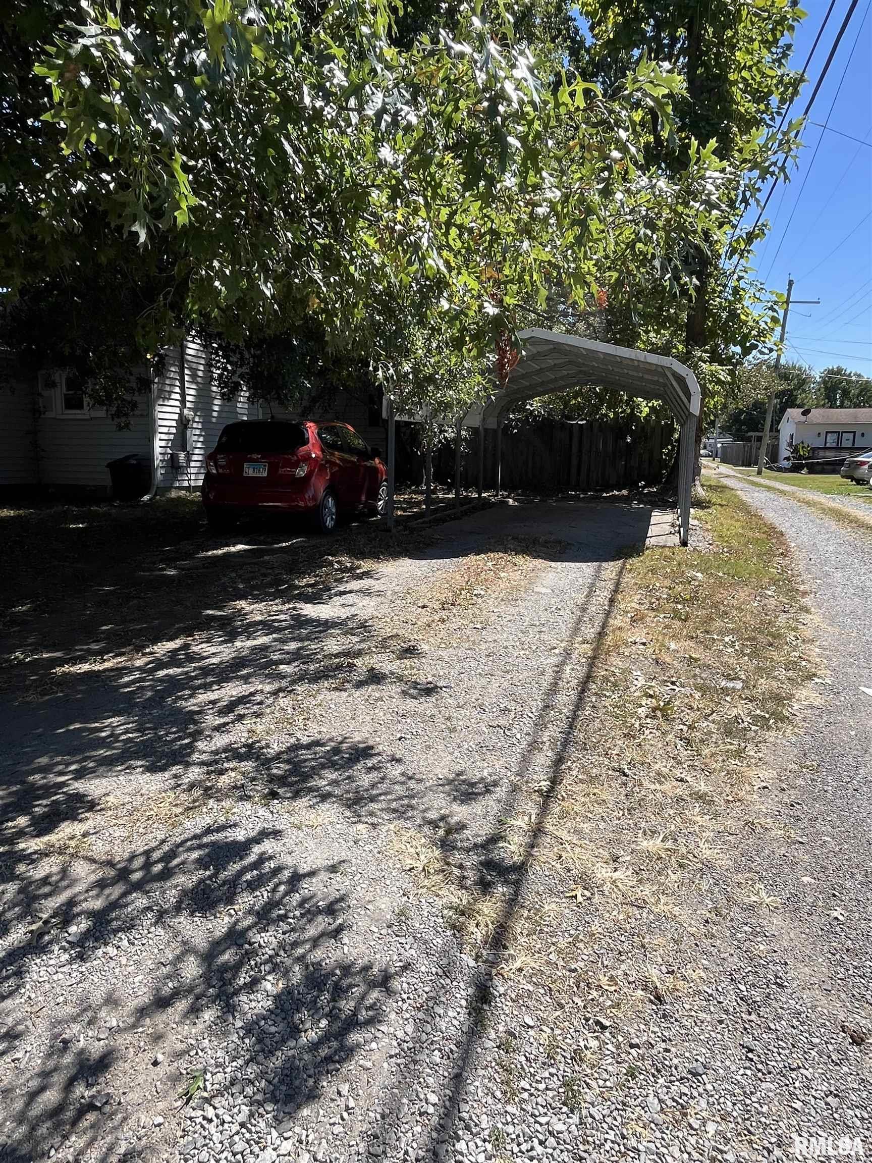 421 North 21st Street Herrin, IL 62948 - Photo 5 of 13