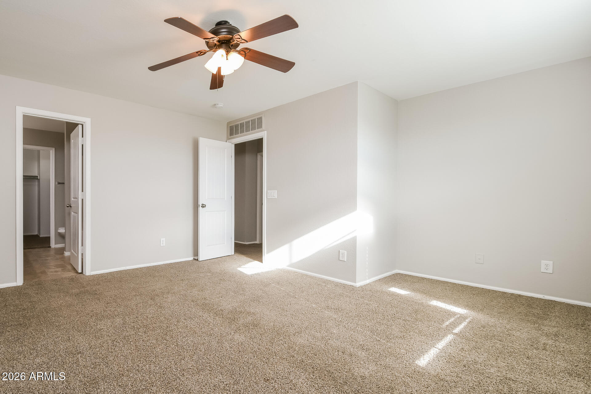 23760 North Greer Loop Florence, AZ 85132 - Photo 10 of 22