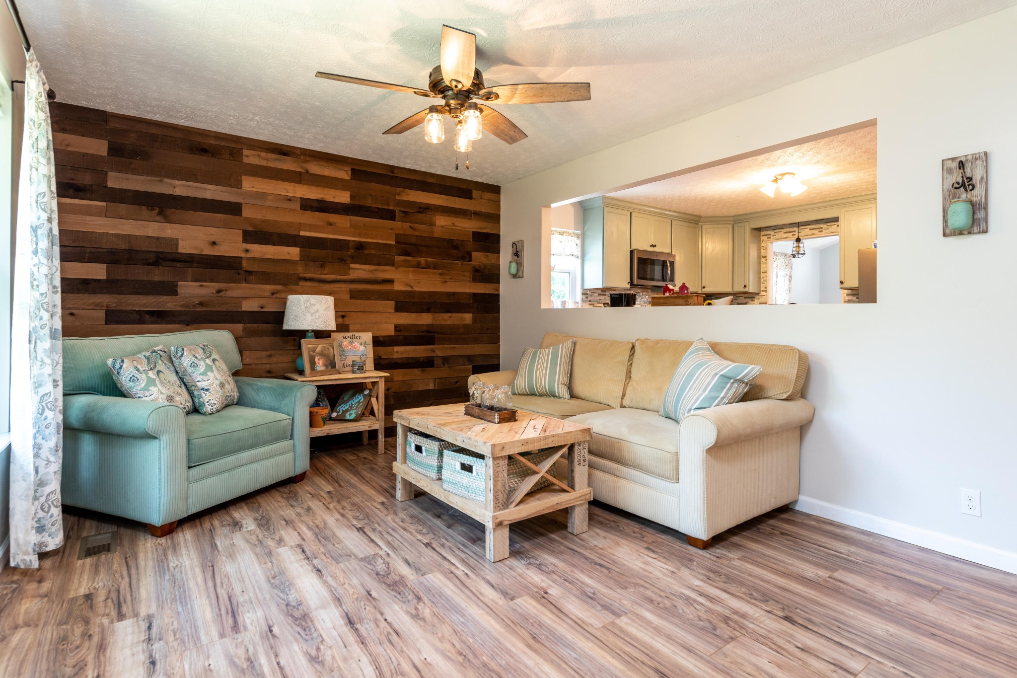 1666 Middlesettlements Road Maryville, TN 37801 - Photo 4 of 34 Gallery Image 4