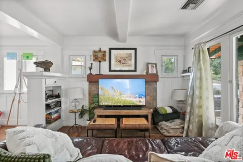 $1,299,000 | 6083 Selma Avenue, Los Angeles, CA 90028