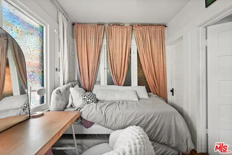 $1,299,000 | 6083 Selma Avenue, Los Angeles, CA 90028