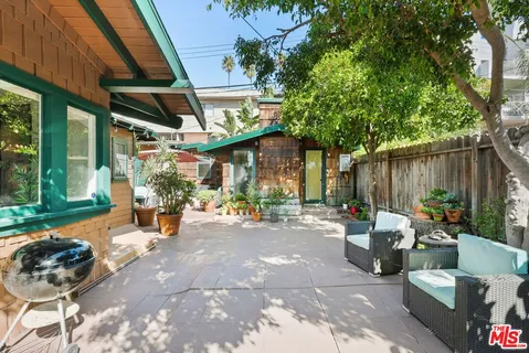 $1,299,000 | 6083 Selma Avenue, Los Angeles, CA 90028