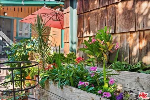 $1,299,000 | 6083 Selma Avenue, Los Angeles, CA 90028