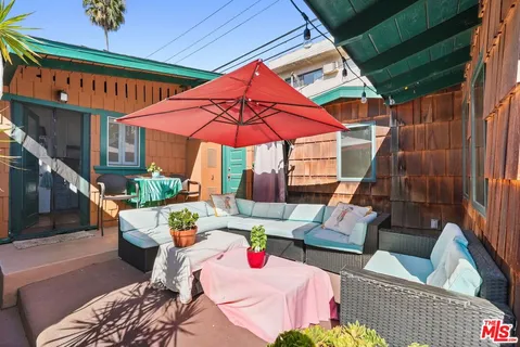 $1,299,000 | 6083 Selma Avenue, Los Angeles, CA 90028