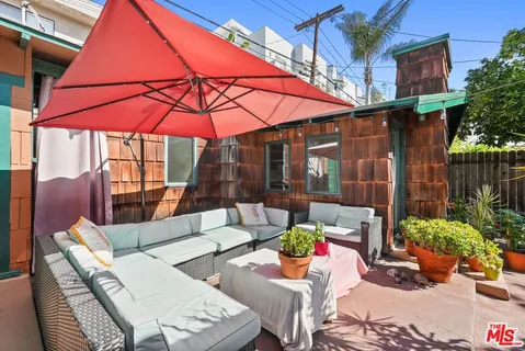 $1,299,000 | 6083 Selma Avenue, Los Angeles, CA 90028