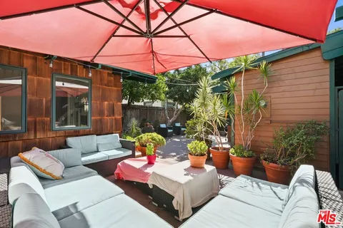 $1,299,000 | 6083 Selma Avenue, Los Angeles, CA 90028