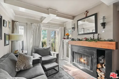 $1,299,000 | 6083 Selma Avenue, Los Angeles, CA 90028