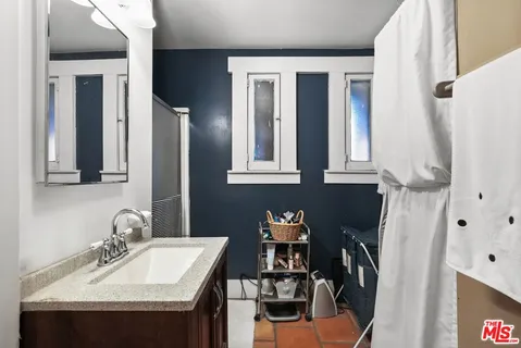 $1,299,000 | 6083 Selma Avenue, Los Angeles, CA 90028