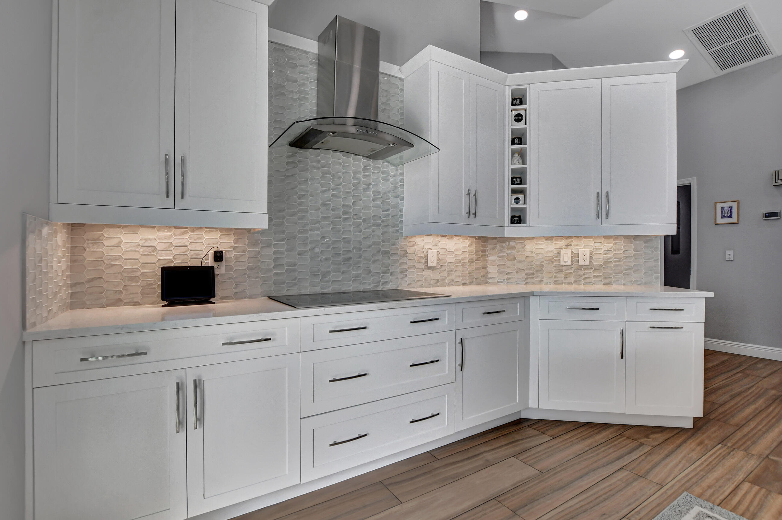 200 Southwest 15th Drive Boca Raton, FL 33432 - Photo 12 of 31 Kitchen