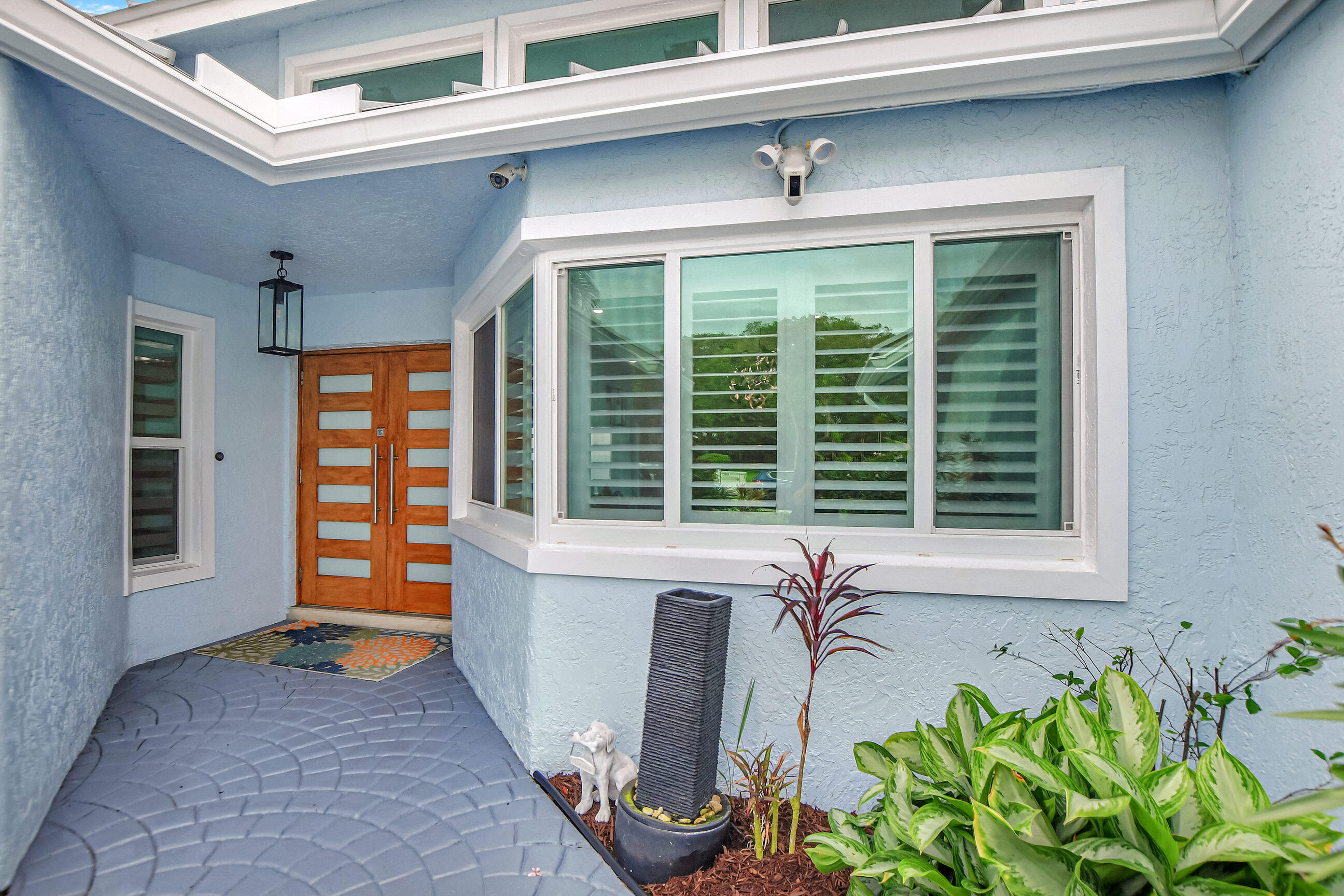 200 Southwest 15th Drive Boca Raton, FL 33432 - Photo 2 of 31 Front Entryway