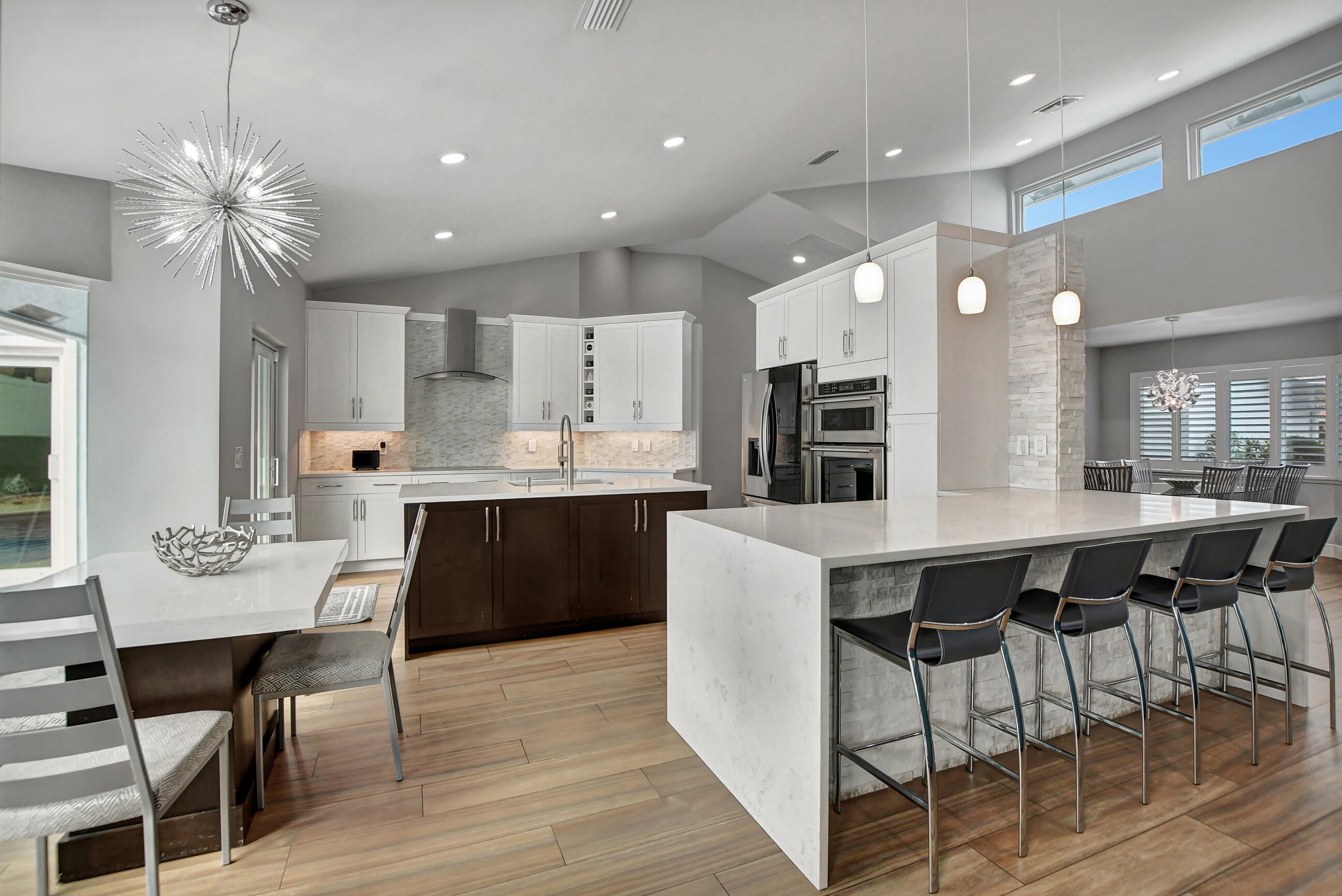 200 Southwest 15th Drive Boca Raton, FL 33432 - Photo 7 of 31 Kitchen/Dining- Kitchen Table Conveys