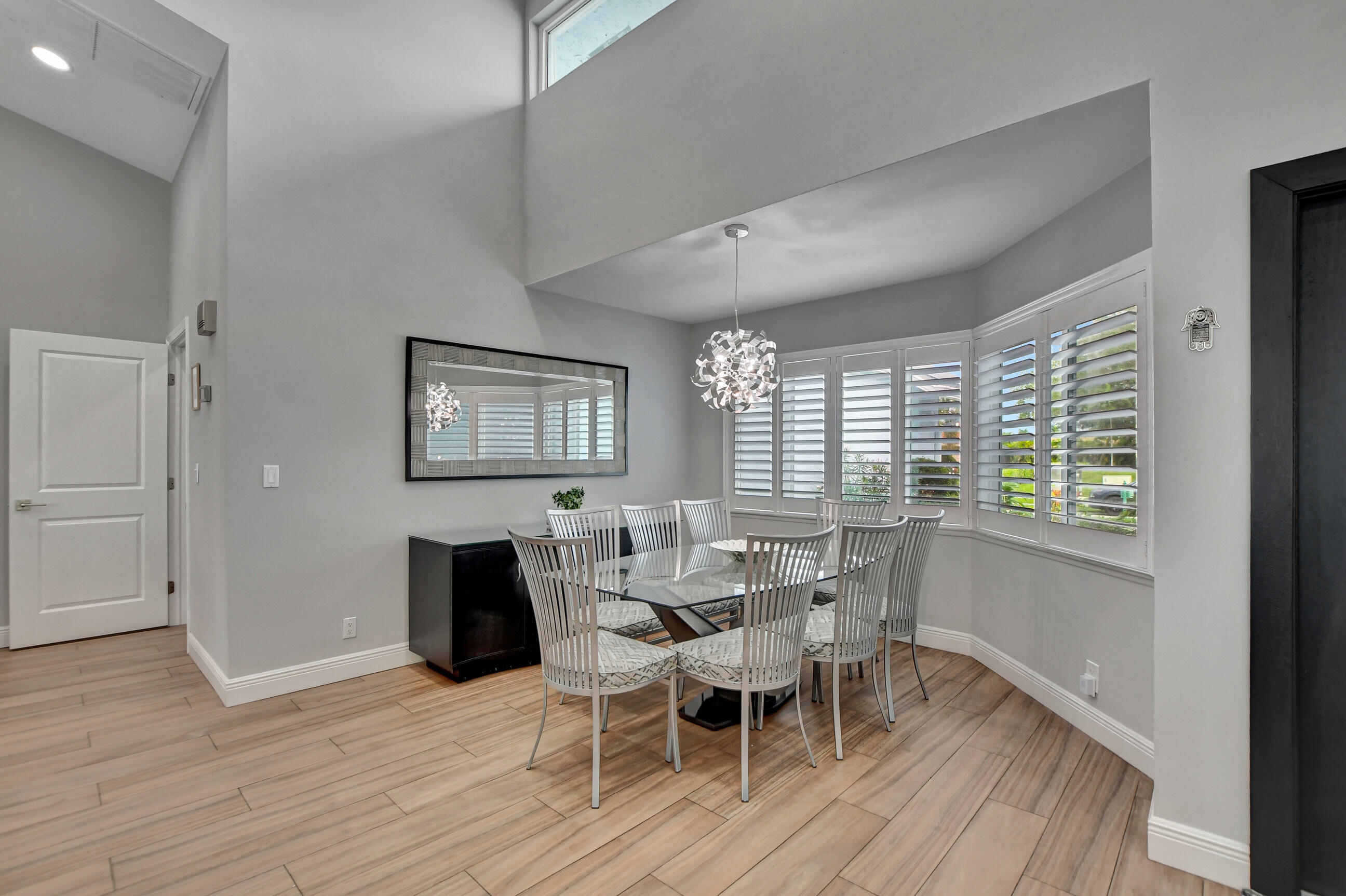 200 Southwest 15th Drive Boca Raton, FL 33432 - Photo 9 of 31 Dining Area/Breakfast Nook