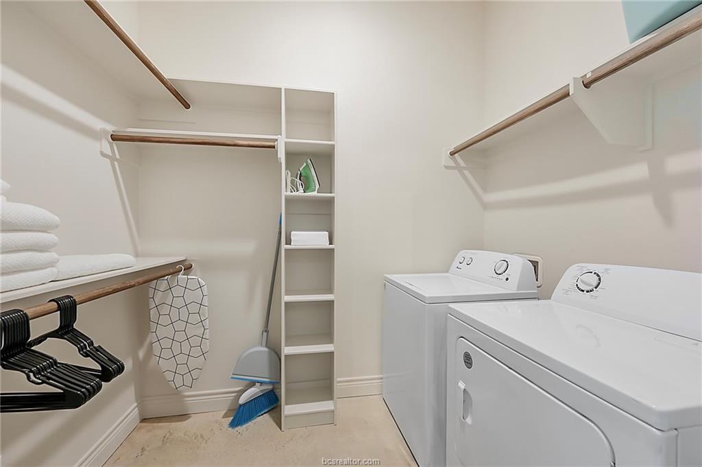 603 South Sims Avenue, Unit 113 Bryan, TX 77803 - Photo 10 of 10 a utility room with dryer and washer