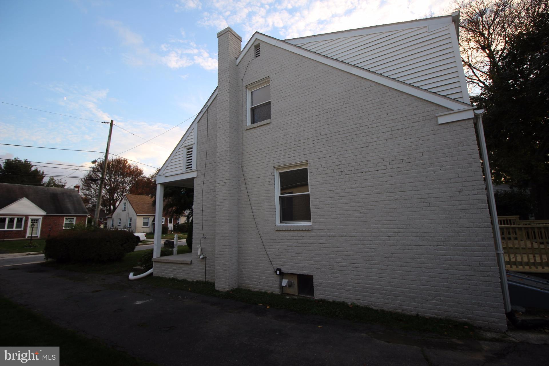 436 Prospect Road Springfield, PA 19064 - Photo 3 of 64