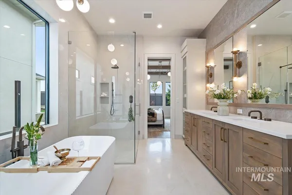 $1,249,900 | 2642 North Palaestra Avenue, Eagle, ID 83616