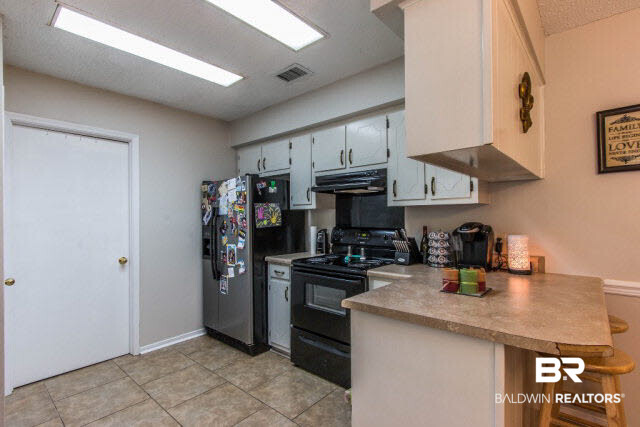 5512 Plantation Road Theodore, AL 36582 - Photo 8 of 20 Kitchen