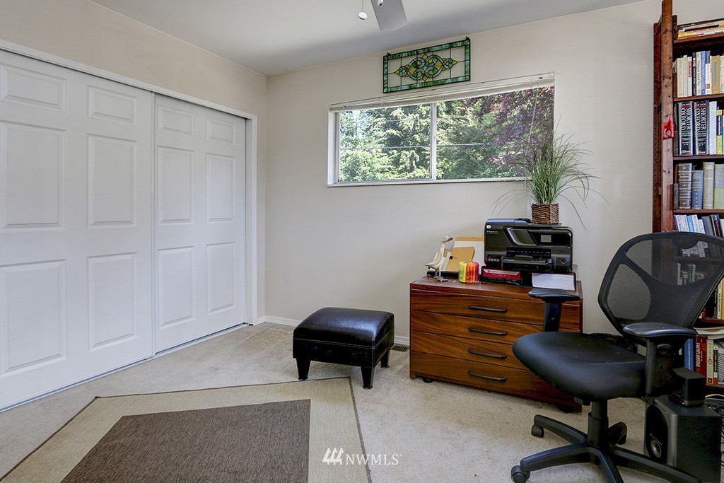 13814 Southeast Allen Rd. Bellevue, WA 98006 - Photo 16 of 20