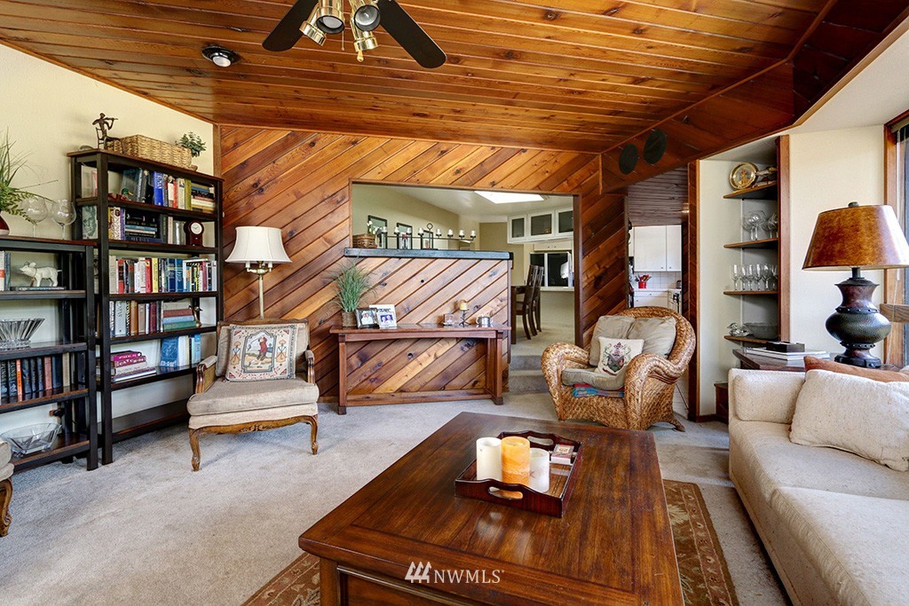 13814 Southeast Allen Rd. Bellevue, WA 98006 - Photo 4 of 20