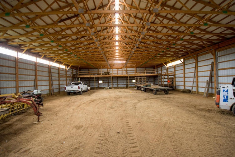 67741 Lost Road Cassopolis, MI 49031 - Photo 15 of 88 67741 Lost Rd Cass Horse barn (4)