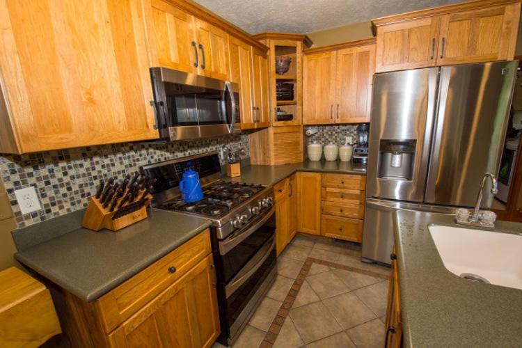 67741 Lost Road Cassopolis, MI 49031 - Photo 25 of 88 67741 Lost Rd Cass Kitchen (11)