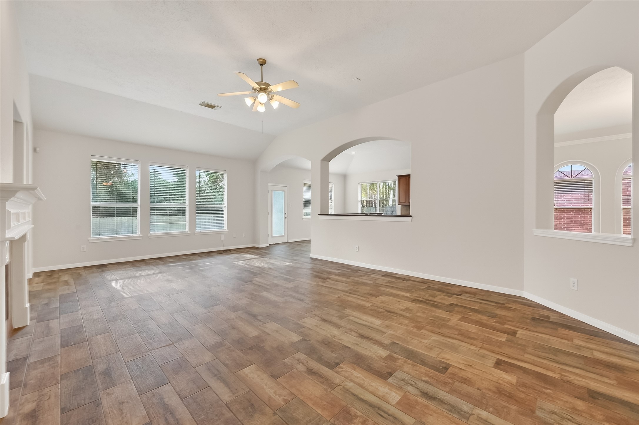 78 South Archwyck Circle Spring, TX 77382 - Photo 12 of 47 a view of an empty room with a window