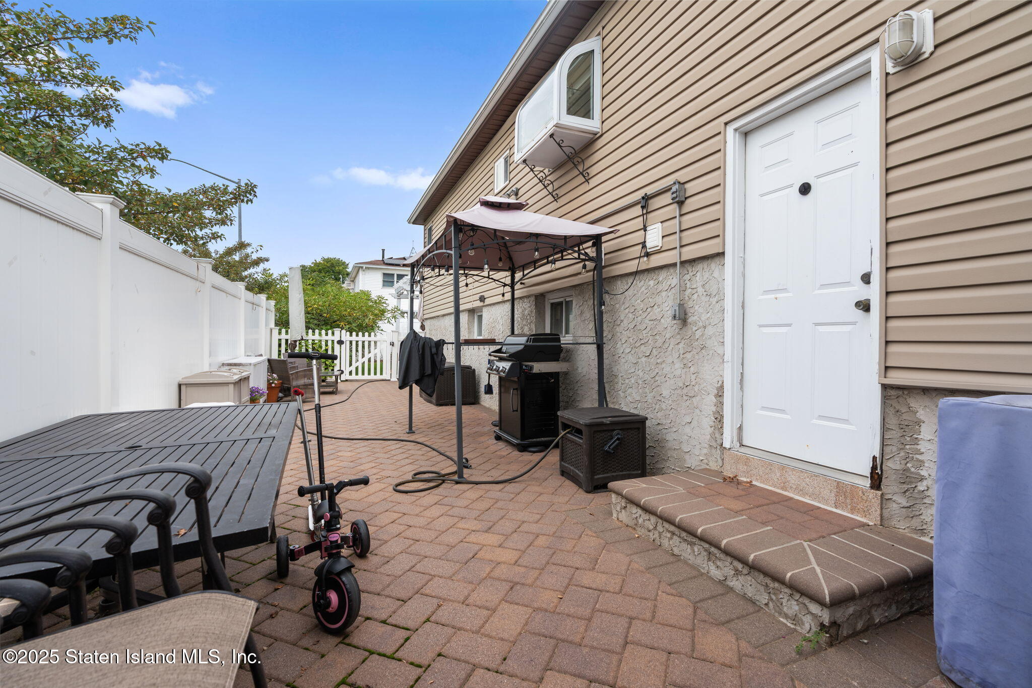 735 Sheldon Avenue Staten Island, NY 10312 - Photo 25 of 29 a view of a patio