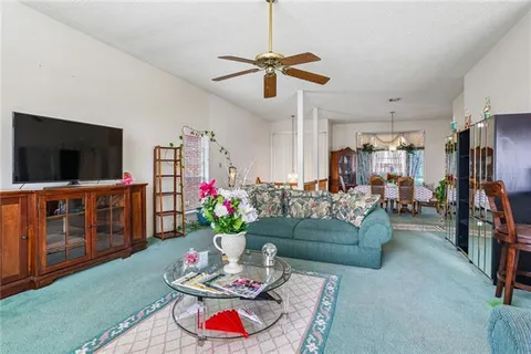 $375,000 | 317 Southwood Drive, Gretna, LA 70056