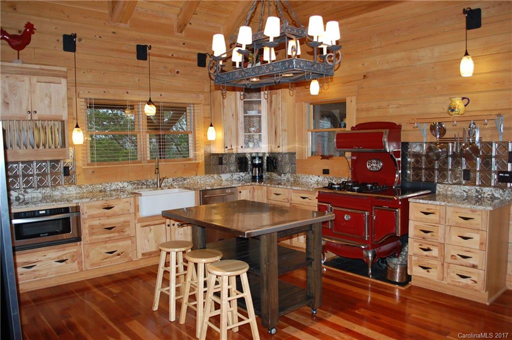 705 Pkwy N Road Mill Spring, NC 28756 - Photo 6 of 24