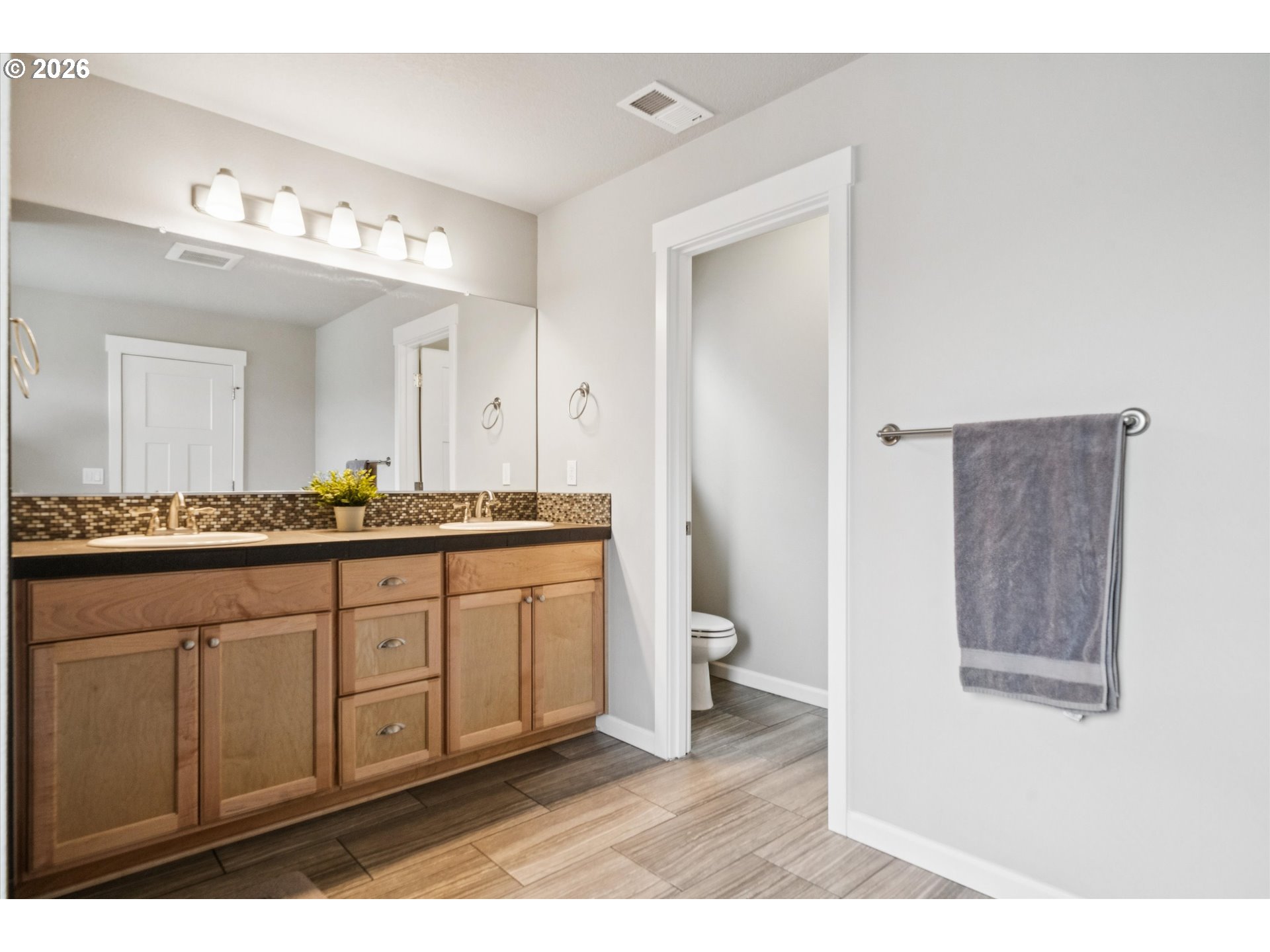 2460 Heather Way Forest Grove, OR 97116 - Photo 12 of 26