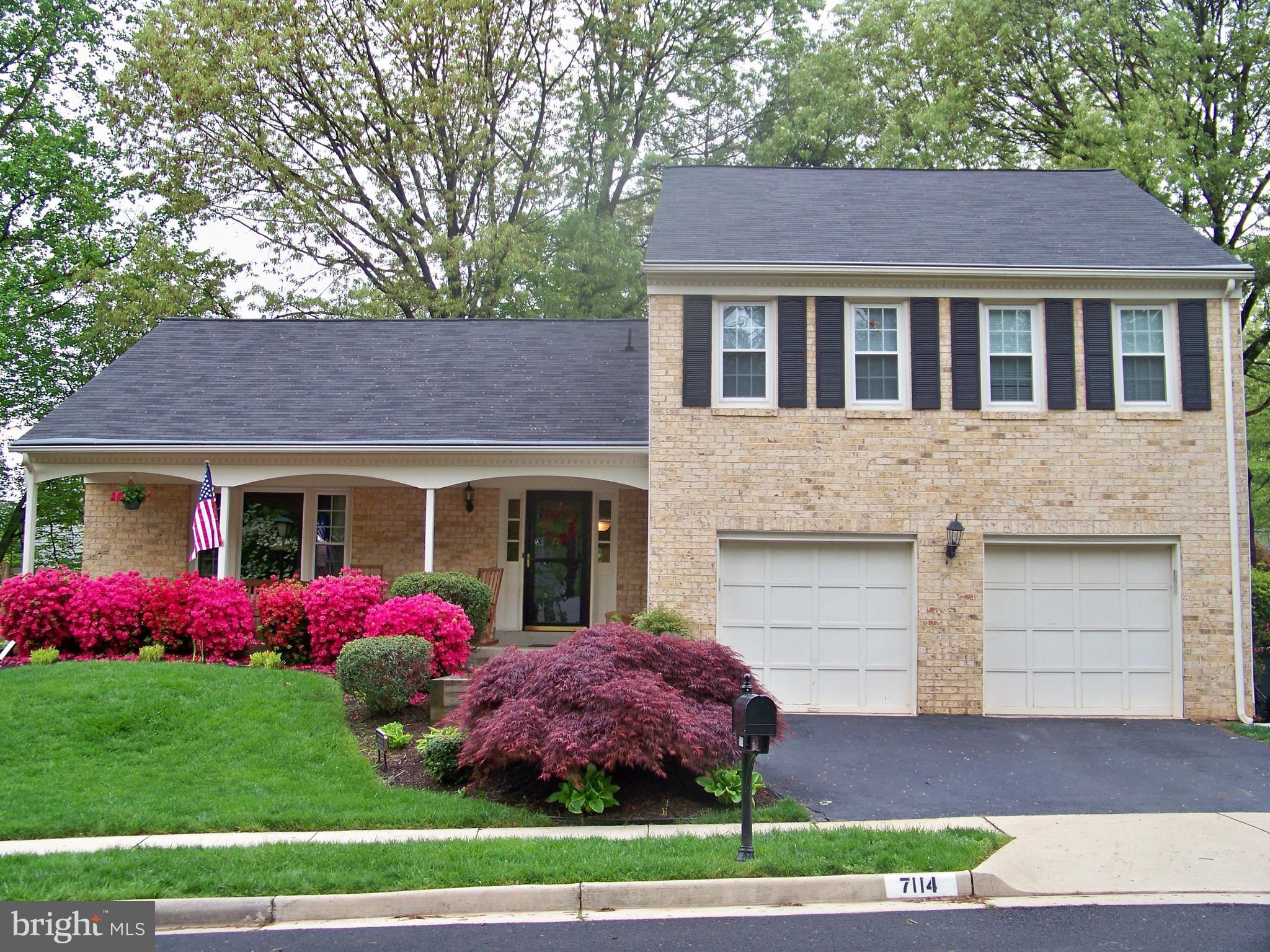 Beautiful Landscaped Front Yard