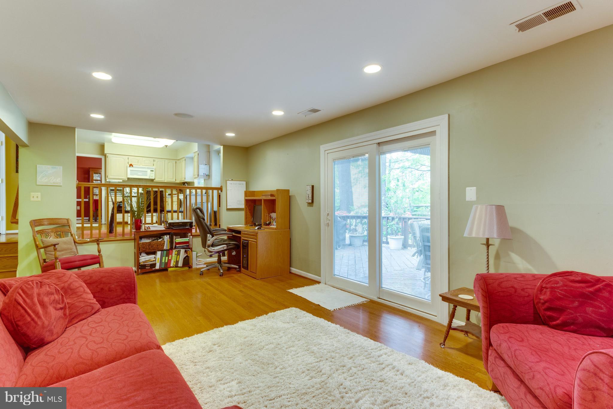 7114 Carnation Court Springfield, VA 22152 - Photo 14 of 30 Family Room