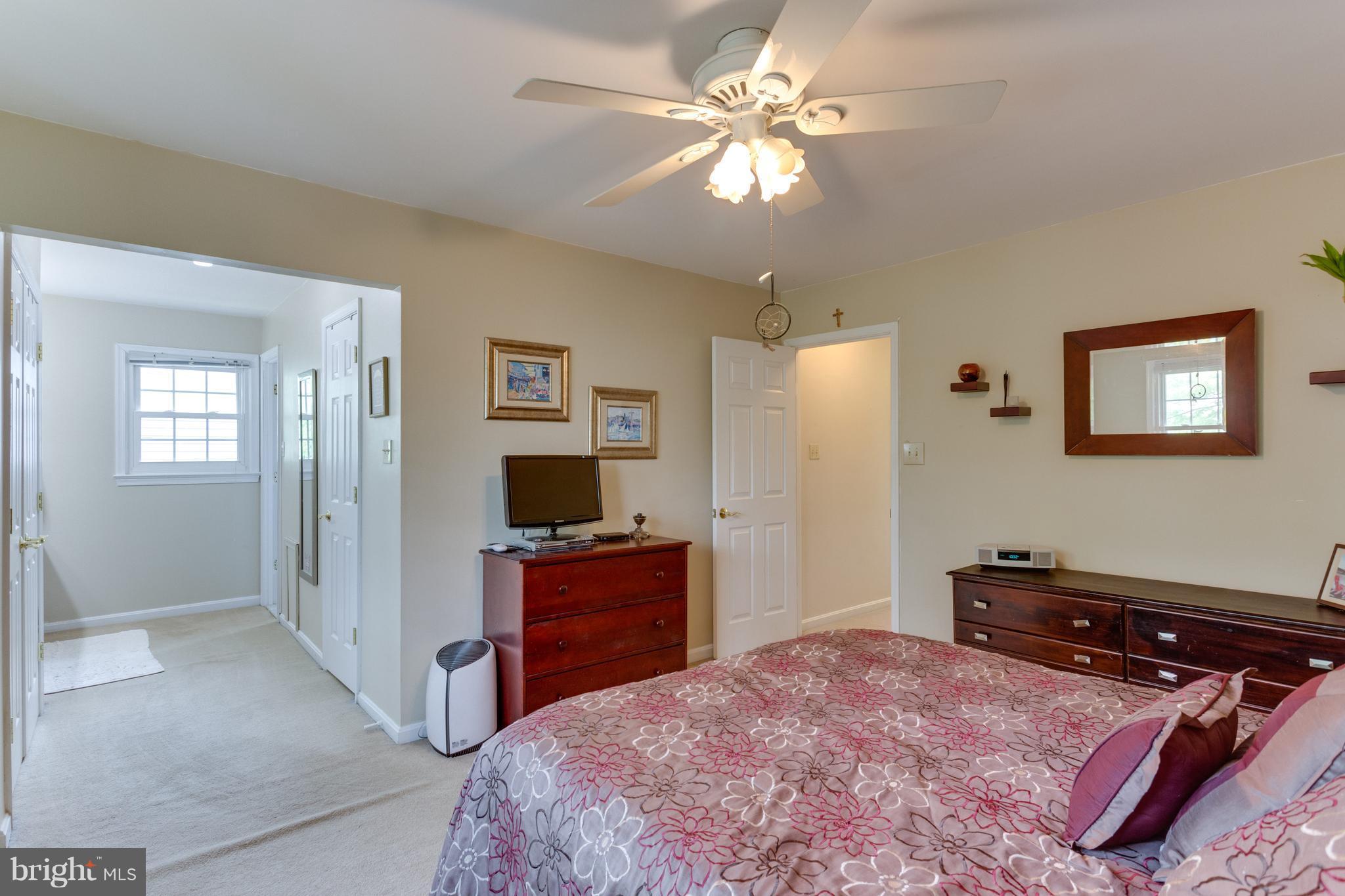 7114 Carnation Court Springfield, VA 22152 - Photo 17 of 30 Bedroom (Master)