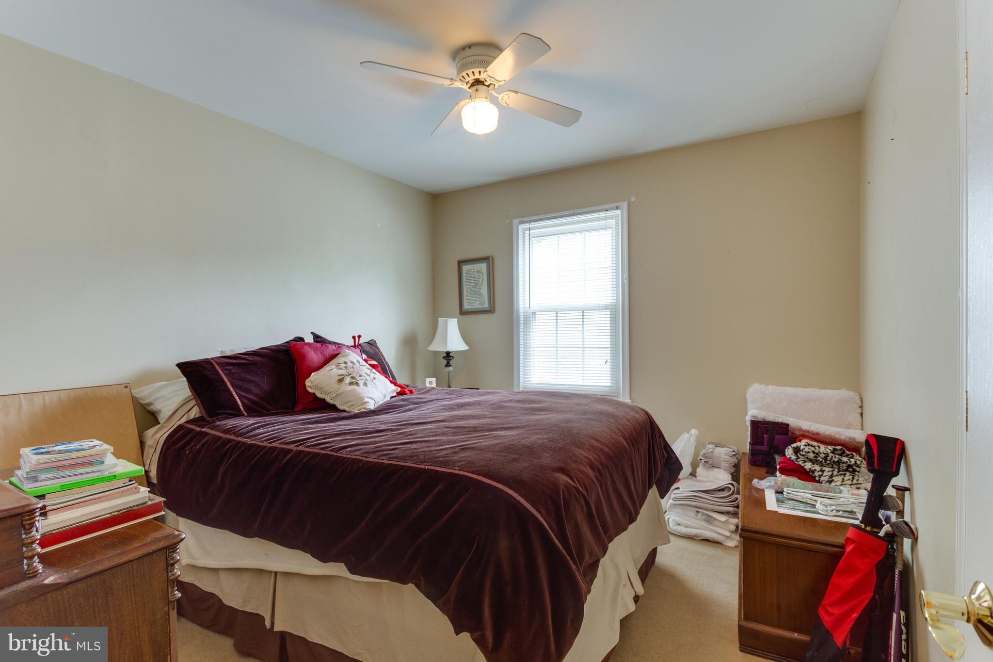 7114 Carnation Court Springfield, VA 22152 - Photo 20 of 30 Bedroom