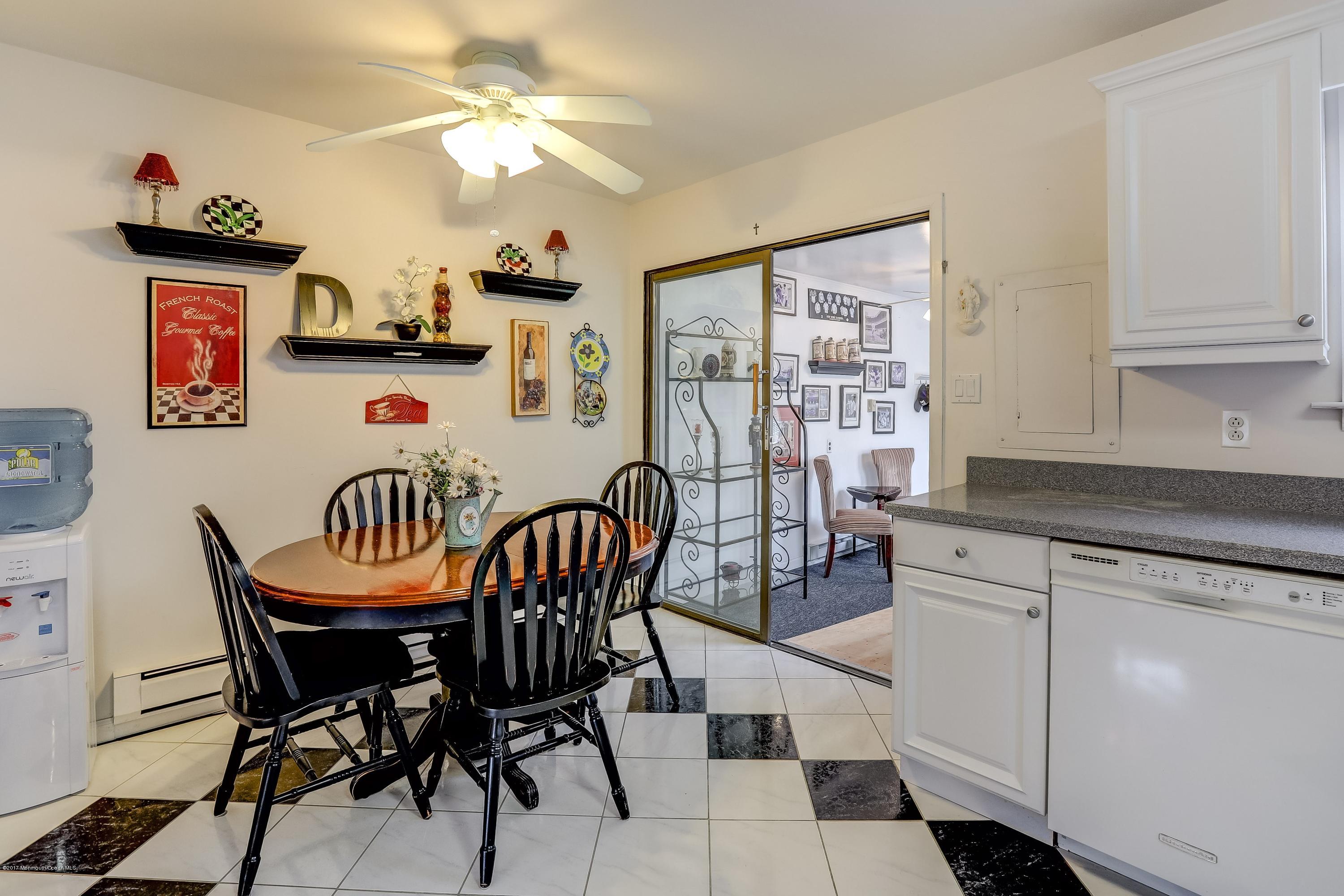 8 A Zacatin Road Freehold, NJ 07728 - Photo 8 of 24 011_Breakfast Area