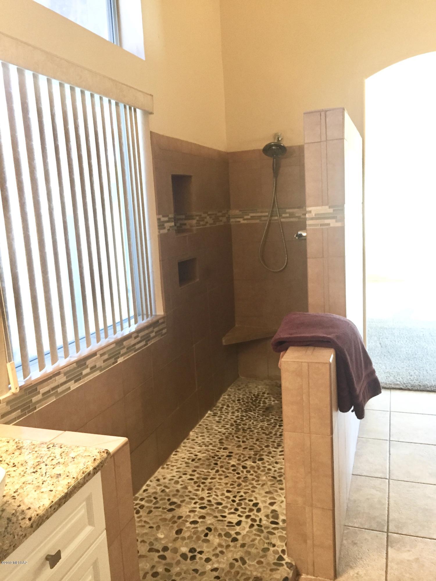 11376 North Copper Spring Place Tucson, AZ 85737 - Photo 9 of 14