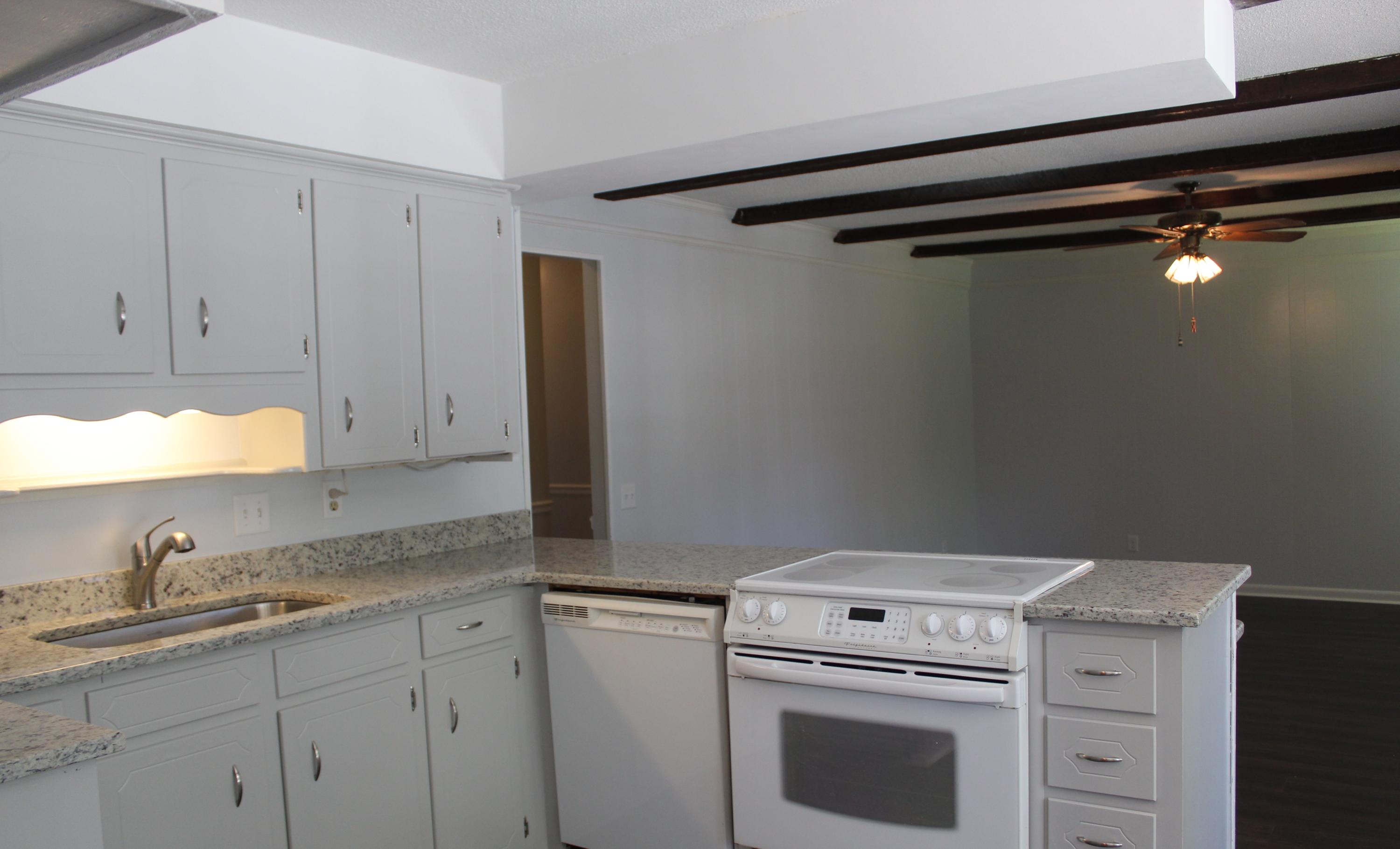 213 Niblick Road Summerville, SC 29483 - Photo 14 of 35 IMG_0553