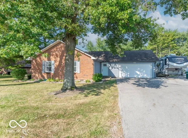 $279,900 | 1020 South Green Street, Brownsburg, IN 46112