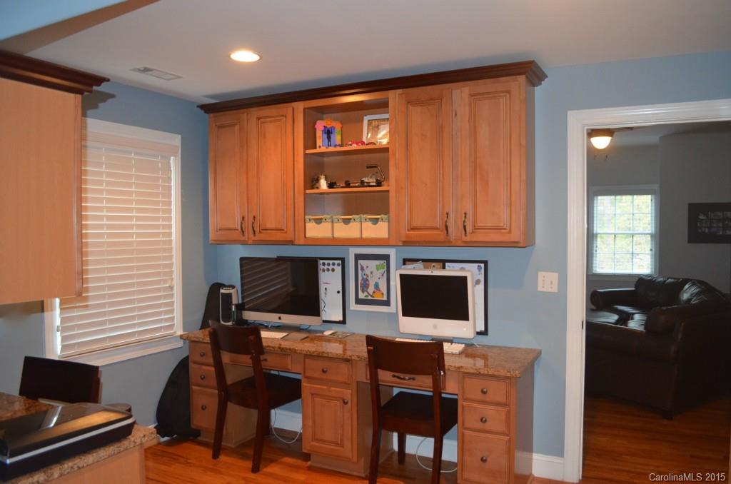 2112 Maynard Road Charlotte, NC 28270 - Photo 20 of 24 Gallery Image 20
