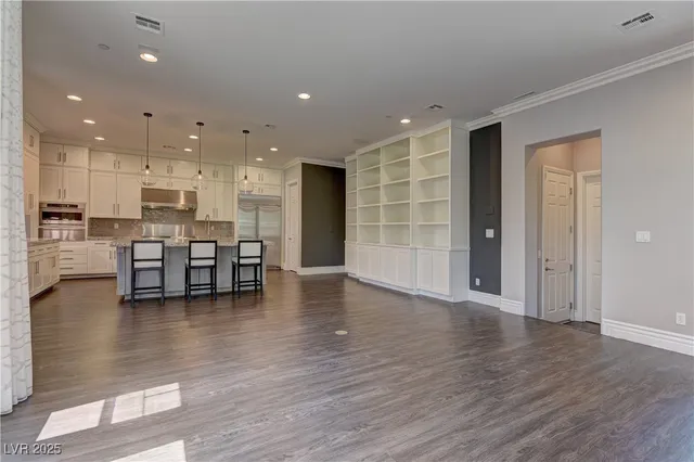 $5,999 | 11280 Granite Ridge Drive, Unit 1041, Las Vegas, NV 89135