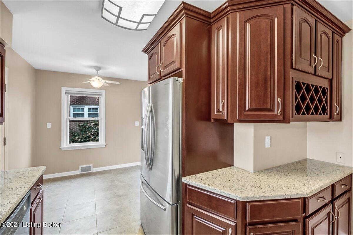4244 Middlebrook Road Louisville, KY 40207 - Photo 12 of 36 13-4244 Middlebrook Rd-112
