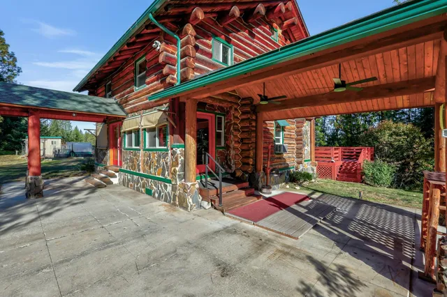 $624,500 | 427502 State Rte 20, Newport, WA 99156