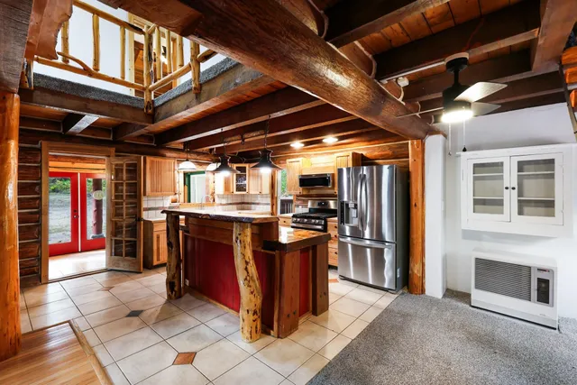 $624,500 | 427502 State Rte 20, Newport, WA 99156