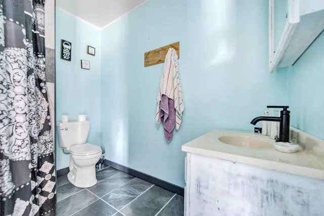 $699,900 | 5780 County Road V, Gillett, WI 54124