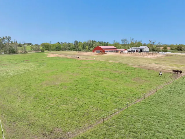 $699,900 | 5780 County Road V, Gillett, WI 54124