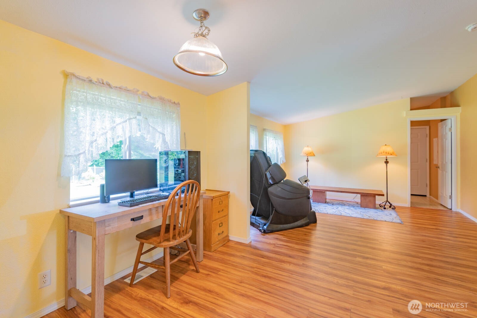 239 Robinson Road Port Angeles, WA 98362 - Photo 8 of 40